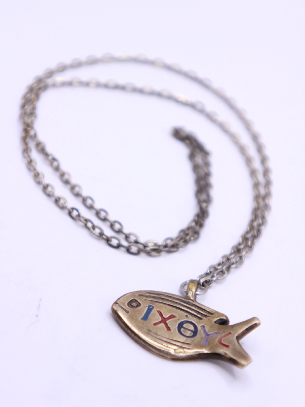 Terra Sancta Creations 1966 Israel Brass Fish Enamel Pendant Necklace 30”